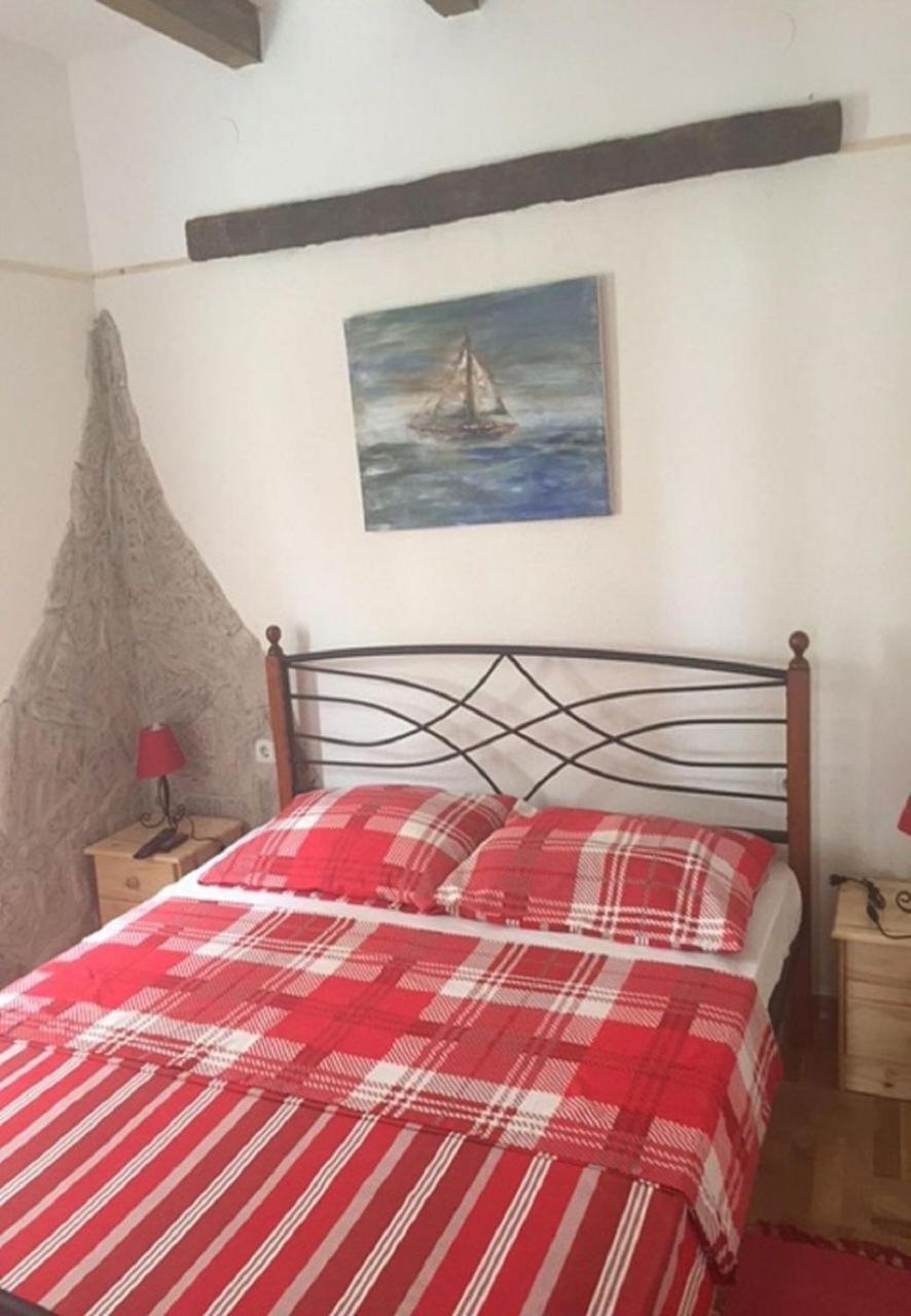 Apartments Neno - 20 M From Beach Ribarica Exterior foto